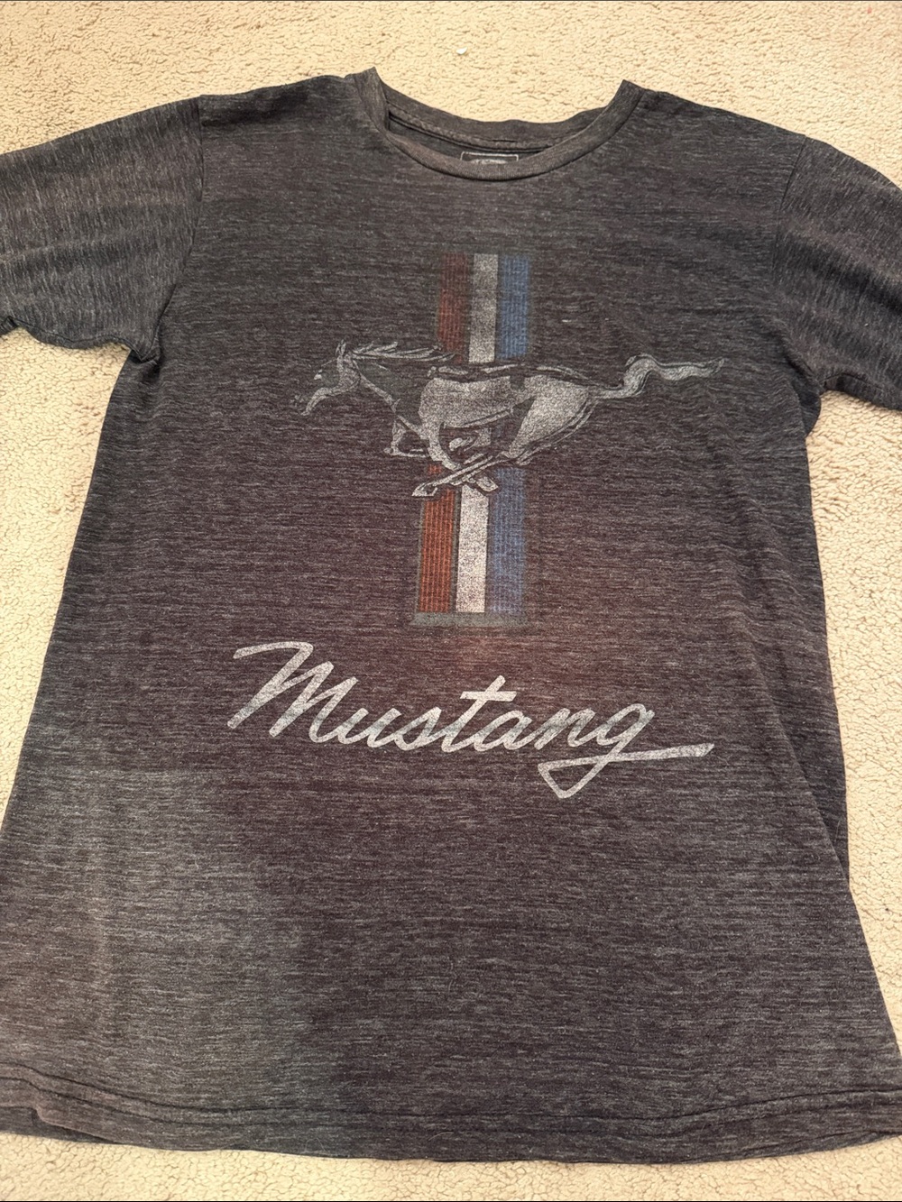 Men's Gray Ford mustang Logo Graphic Tee sz small
